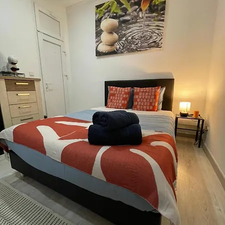 Estacao Metro Alameda House Gæstehus *